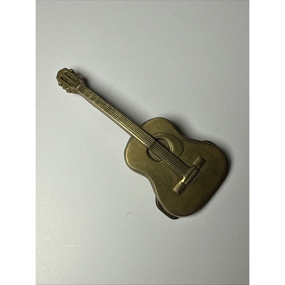 Vintage Acoustic Guitar Belt Buckle 1978 Solid Brass Baron BBB Model 6003